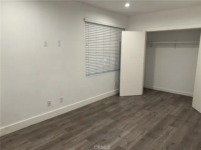 1168 W 38th 1170 1/2, Los Angeles, California 90037