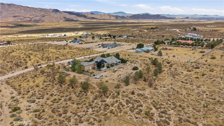 26475 Horizon, Apple Valley, California 92308