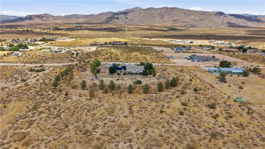 26475 Horizon, Apple Valley, California 92308