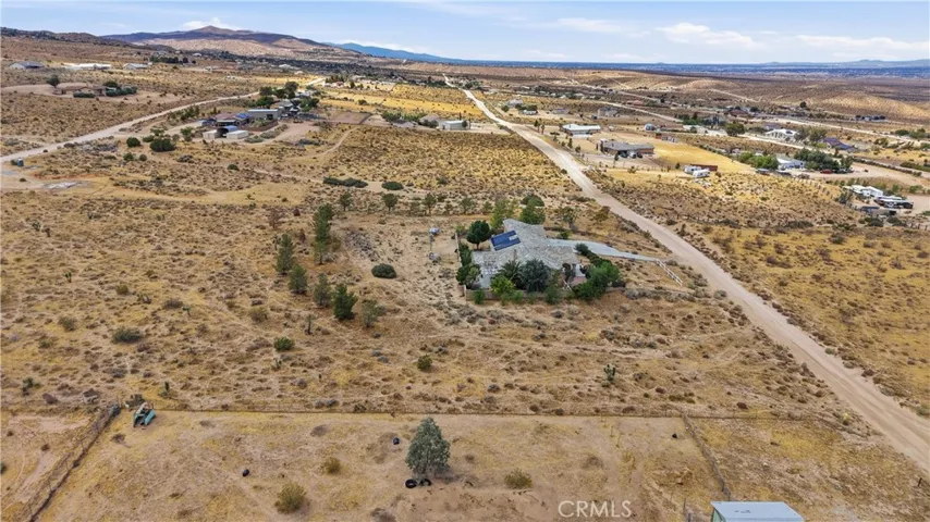 26475 Horizon, Apple Valley, California 92308