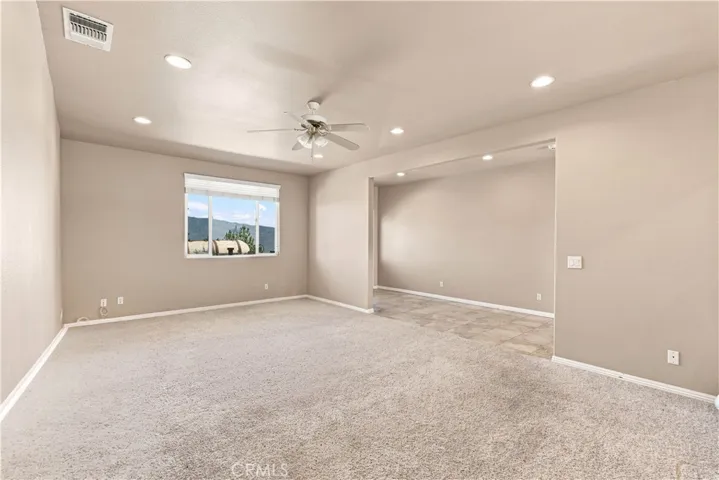 26475 Horizon, Apple Valley, California 92308
