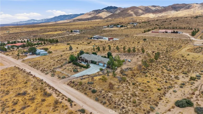 26475 Horizon, Apple Valley, California 92308