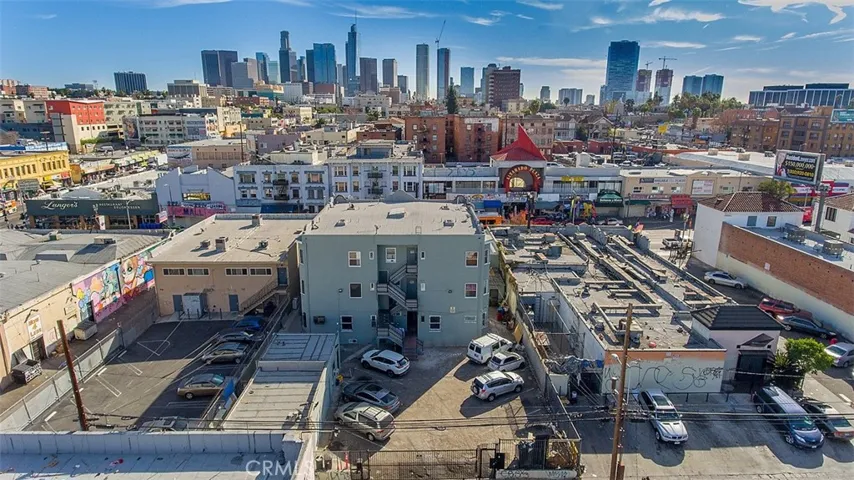 725 S Alvarado Street C, Los Angeles, California 90057