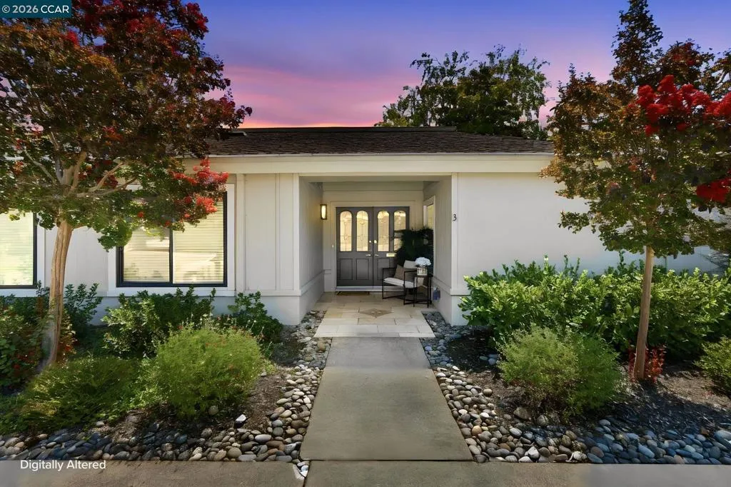 1323 Golden Rain Rd