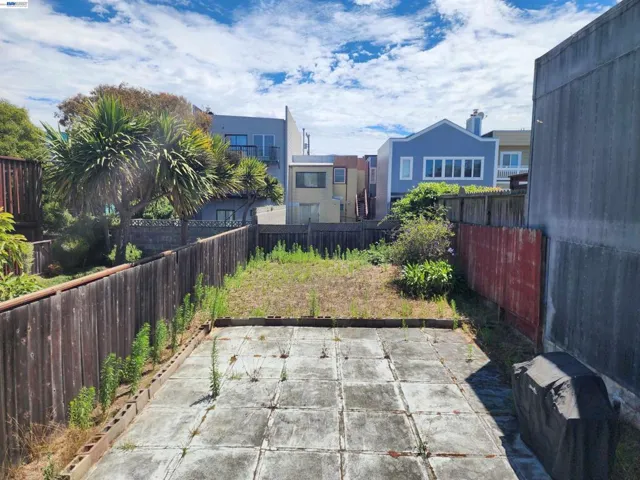 1470 25th Ave, San Francisco, California 94122