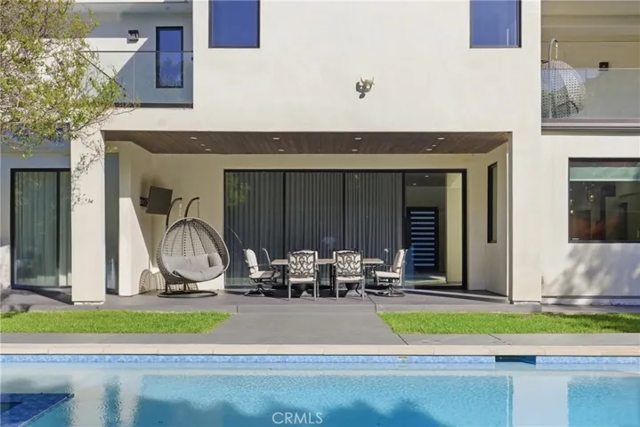 4545 Stern Avenue, Sherman Oaks, California 91423