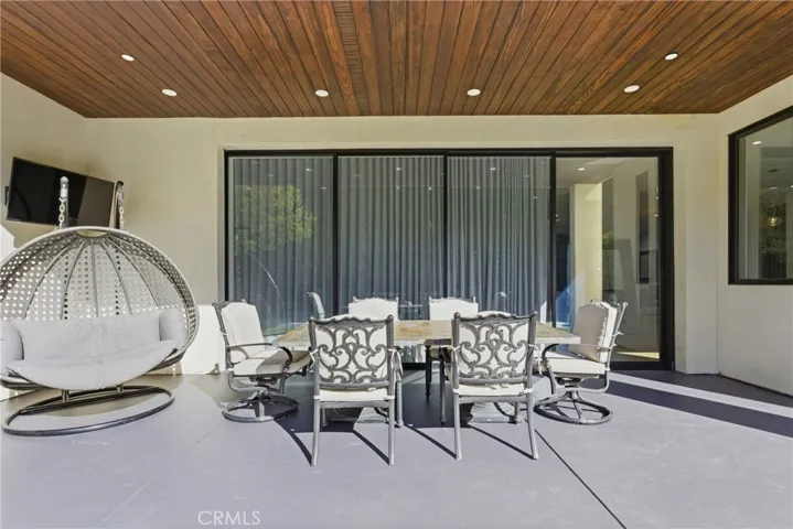 4545 Stern Avenue, Sherman Oaks, California 91423