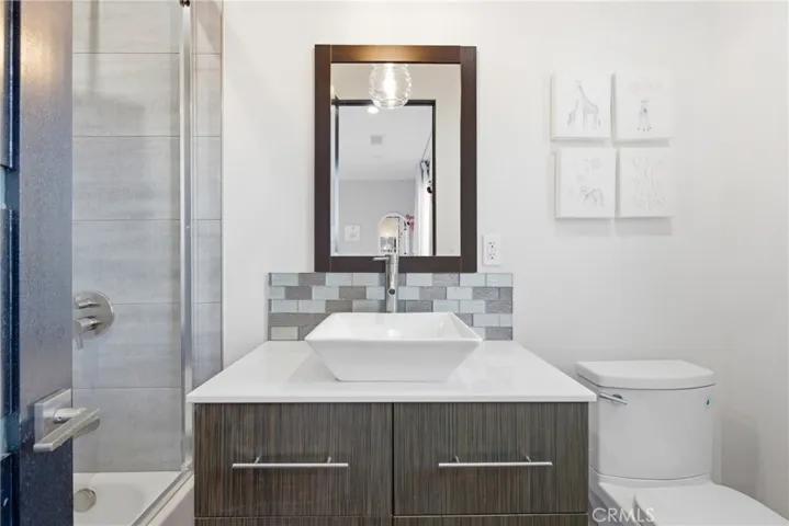 4545 Stern Avenue, Sherman Oaks, California 91423
