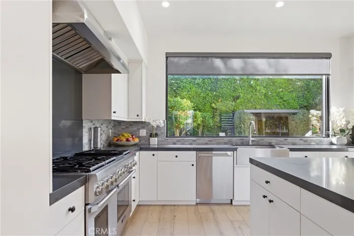 4545 Stern Avenue, Sherman Oaks, California 91423