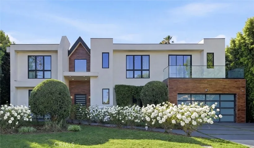 4545 Stern Avenue, Sherman Oaks, California 91423