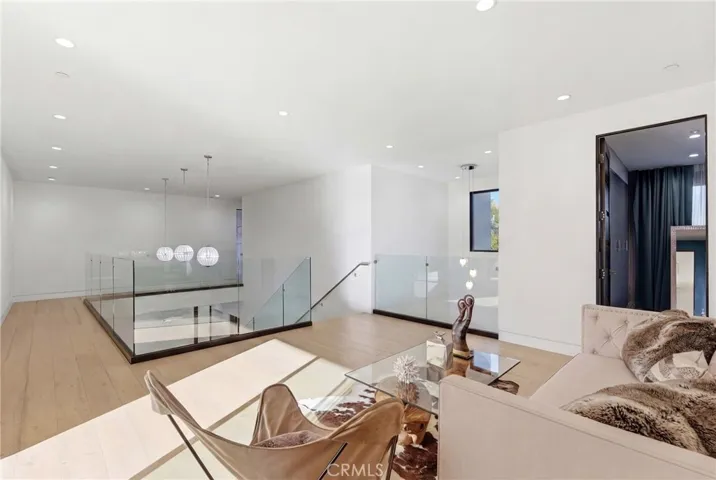 4545 Stern Avenue, Sherman Oaks, California 91423