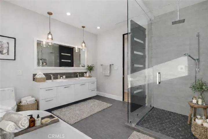 4545 Stern Avenue, Sherman Oaks, California 91423