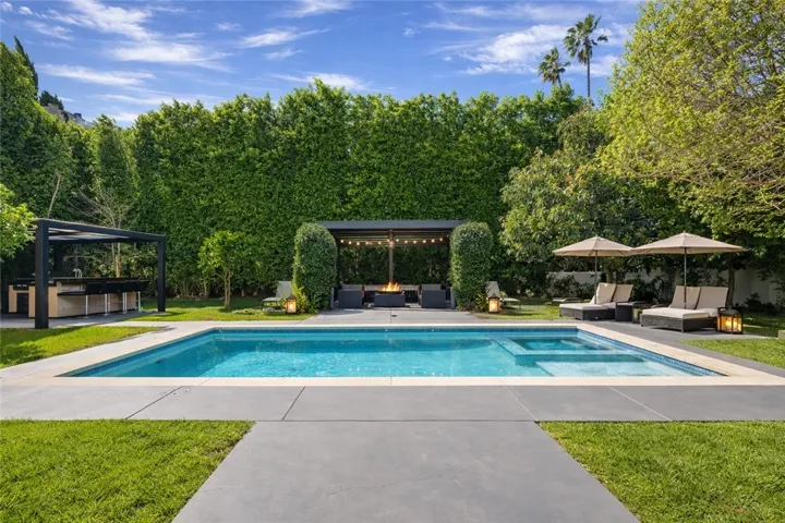 4545 Stern Avenue, Sherman Oaks, California 91423