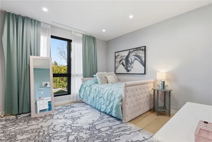 4545 Stern Avenue, Sherman Oaks, California 91423