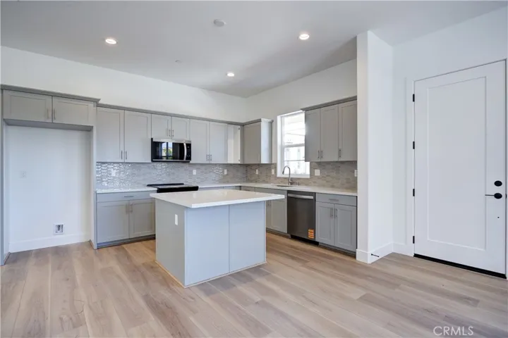 213 Kitty Hawk Court, San Luis Obispo, California 93401