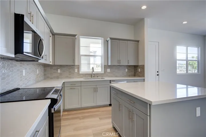 213 Kitty Hawk Court, San Luis Obispo, California 93401