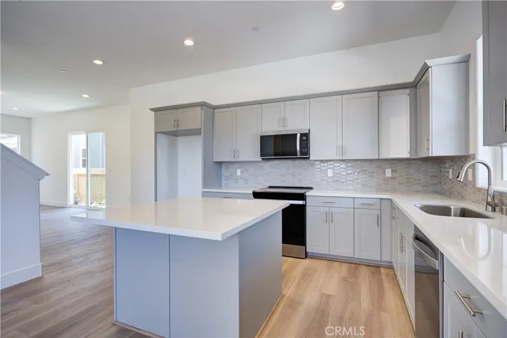 213 Kitty Hawk Court, San Luis Obispo, California 93401