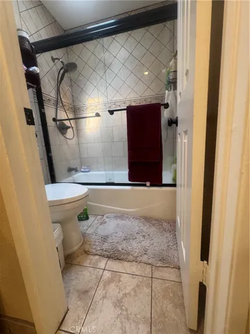 11542 Burbank Boulevard 8, Los Angeles, California 91601