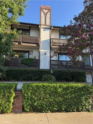 11542 Burbank Boulevard 8, Los Angeles, California 91601