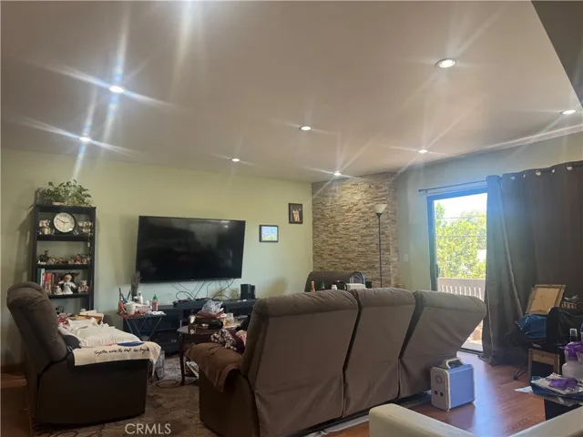11542 Burbank Boulevard 8, Los Angeles, California 91601