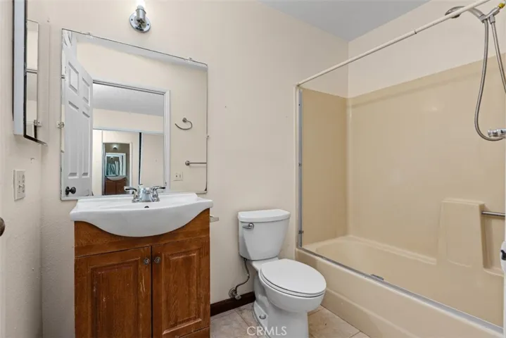3673 S Bear Street C, Santa Ana, California 92704