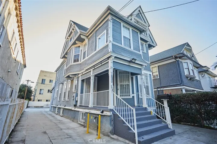 1840 W 11th Place, Los Angeles, California 90006