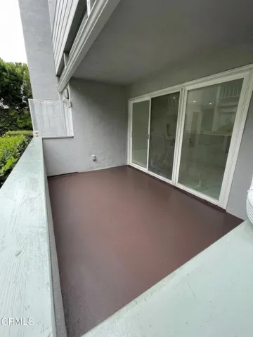 2663 E Harbor Blvd Patio