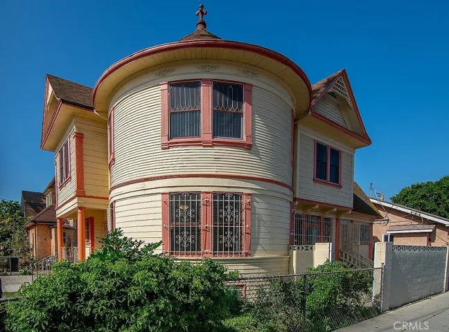 1703 Toberman Street, Los Angeles, California 90015