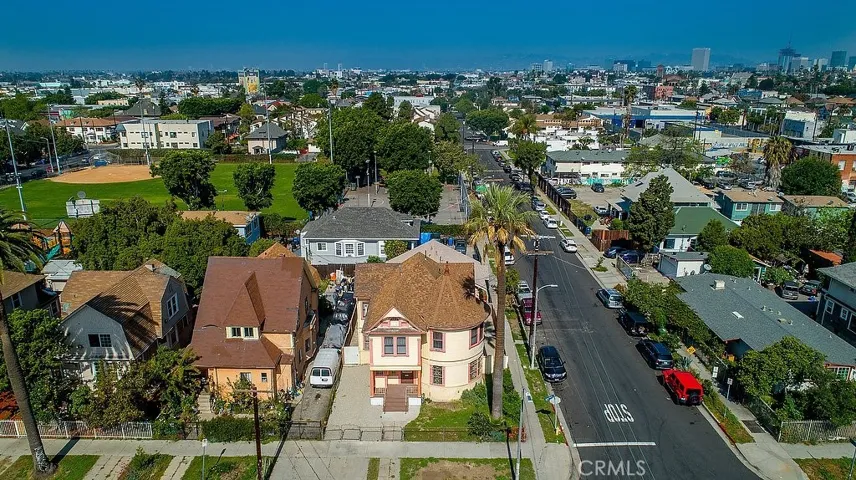 1703 Toberman Street, Los Angeles, California 90015