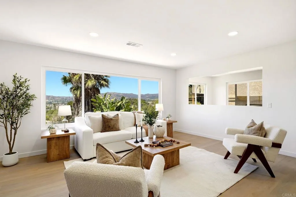 1024 Circle Drive, Escondido, California 92025 — photo 4