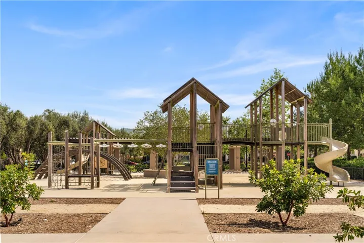 149 Summerland, Irvine, California 92602