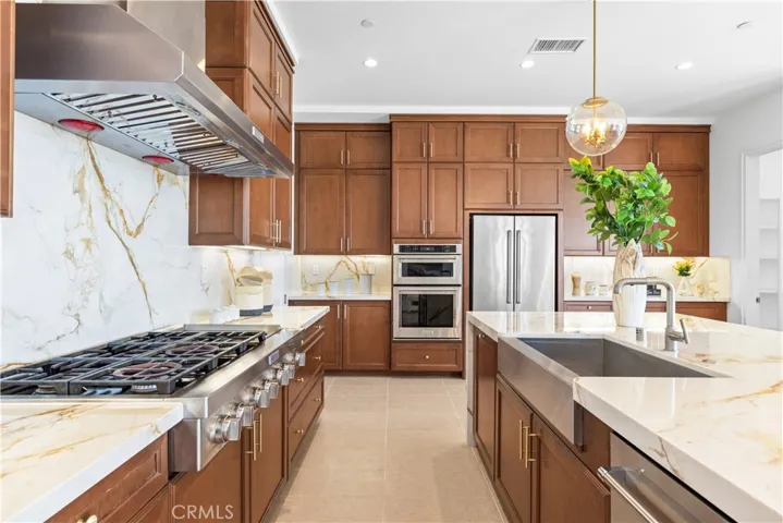 149 Summerland, Irvine, California 92602