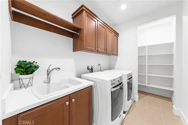 149 Summerland, Irvine, California 92602