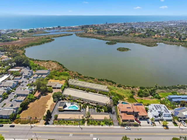 2475 Jefferson 103, Carlsbad, California 92008