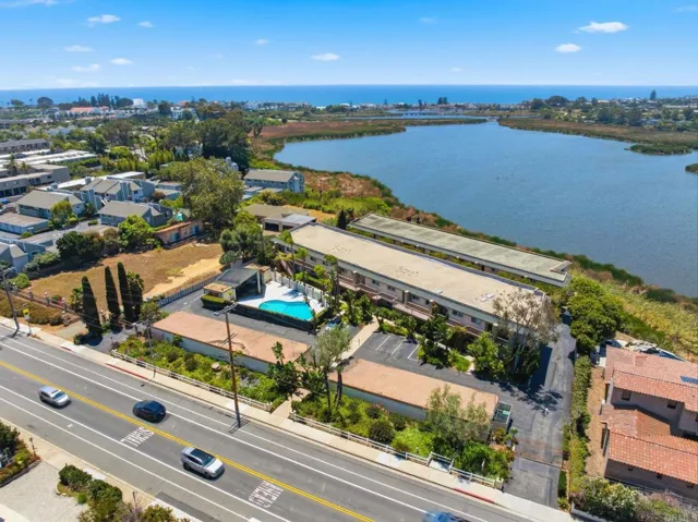 2475 Jefferson 103, Carlsbad, California 92008