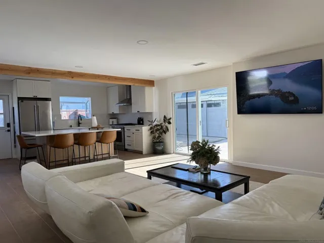 2949 Naugatuck Ave, San Diego, California 92117