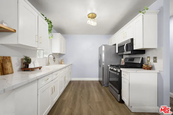 4820 S Van Ness Avenue, Los Angeles, California 90062