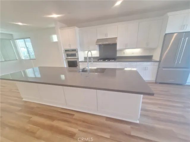 617 Cardiff Reef, Costa Mesa, California 92627