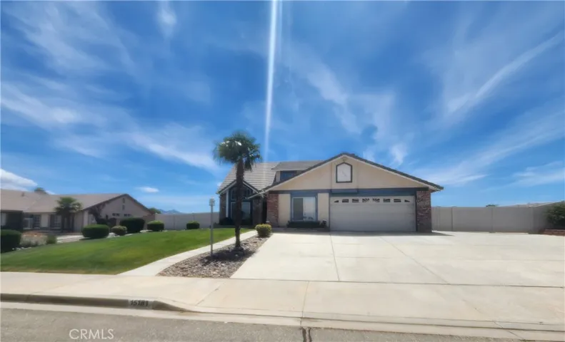 15181 Kimball, Hesperia, California 92345