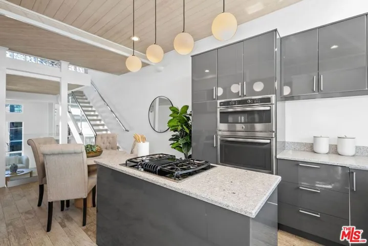 24 Yawl Street 2, Marina Del Rey, California 90292