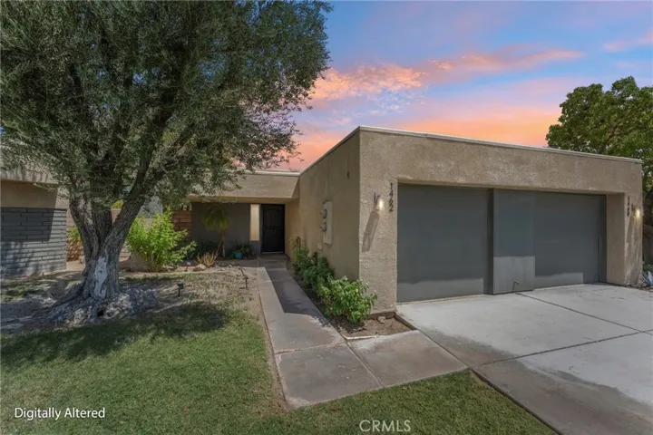 1462 Sunflower Circle N, Palm Springs, California 92262