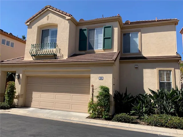 29 Del Cambrea, Irvine, California 92606