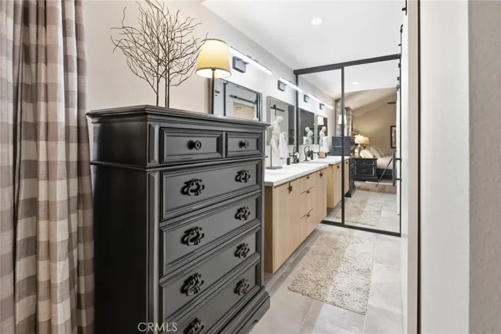 26746 Dulcinea, Mission Viejo, California 92691