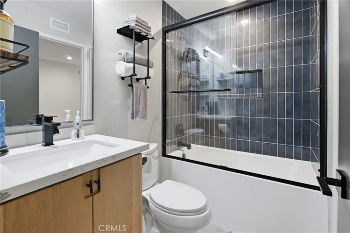 26746 Dulcinea, Mission Viejo, California 92691