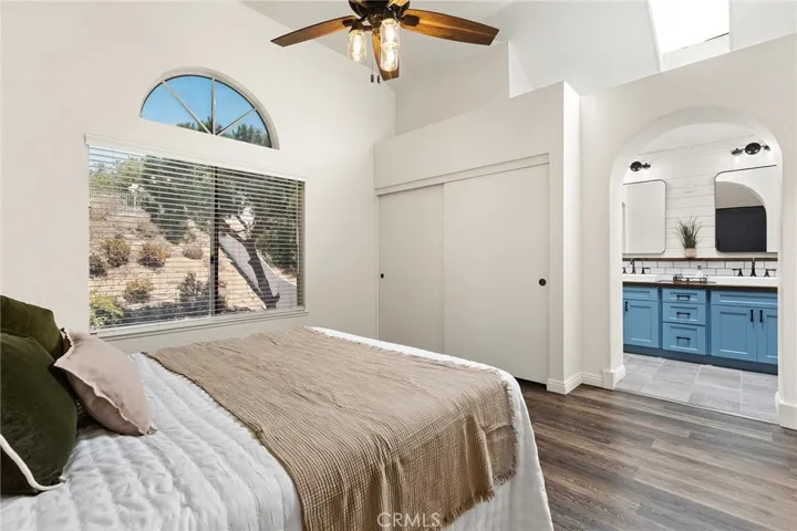 387 Glacier, Corona, California 92879
