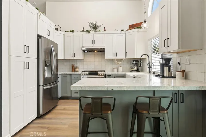 387 Glacier, Corona, California 92879