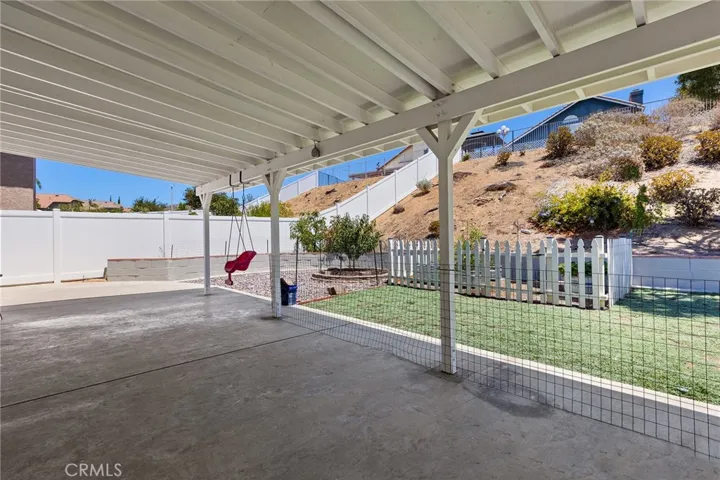 387 Glacier, Corona, California 92879