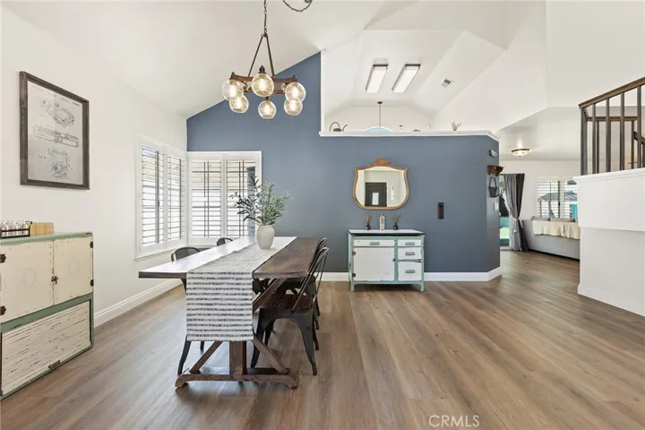 387 Glacier, Corona, California 92879