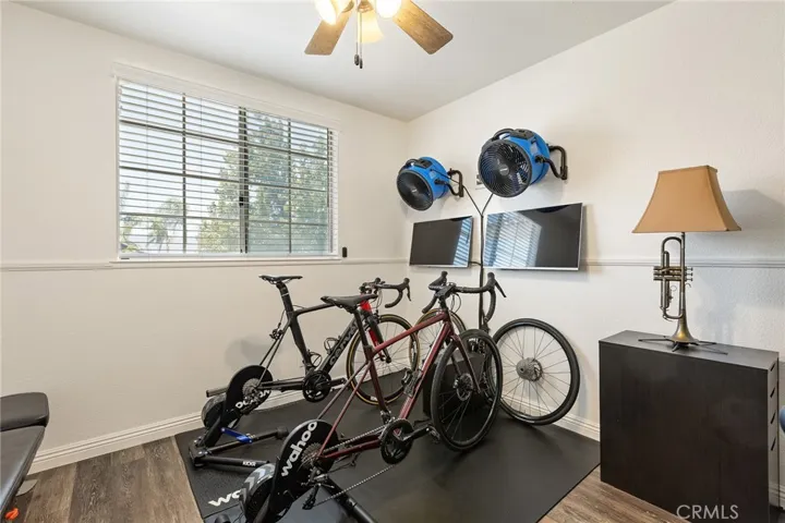 387 Glacier, Corona, California 92879