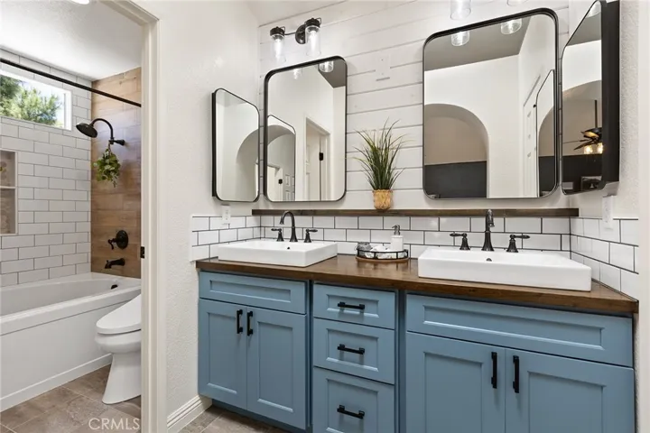 387 Glacier, Corona, California 92879